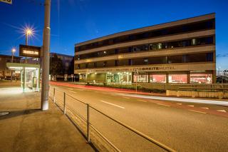 Гостиница Dasbreitehotel Am Rhein