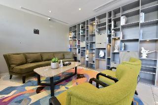 Гостиница Bram Hotel & Suites