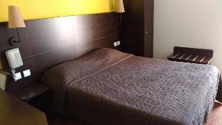 Hotel Kyriad Direct Arles