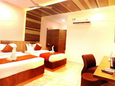 Гостиница Hotel Sai Krish Grand