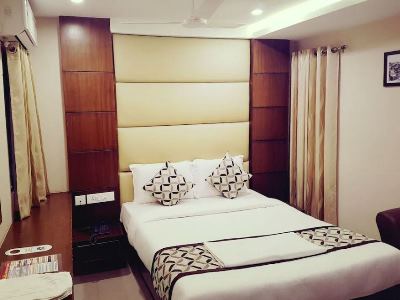 Гостиница Hotel Santhi Bhavan