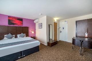 OYO The Chiltern Hotel
