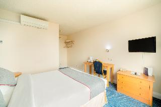 OYO The Chiltern Hotel
