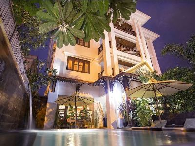 Hotel Bopha Pollen