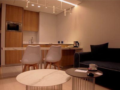 Гостиница Monot Suites