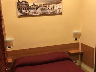 Hotel Albergo Parigi