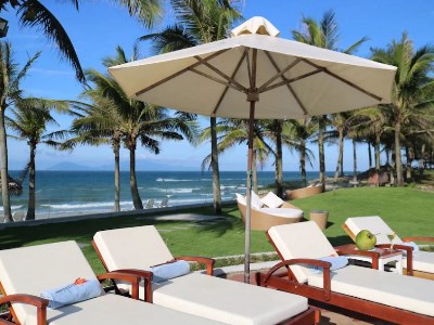 Hotel Tropical Beach Hoi An Resort