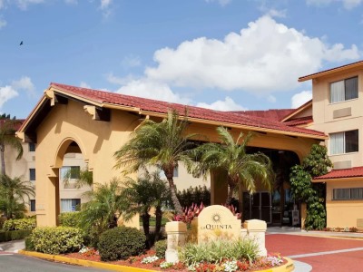 Hotel La Quinta Inn And Suites Clearwater Apt