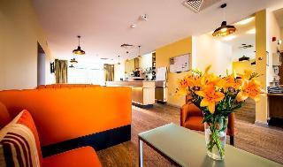 Hotel The Lodge At Perth Racecourse