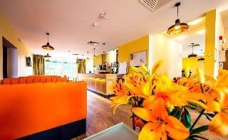 Hotel The Lodge At Perth Racecourse