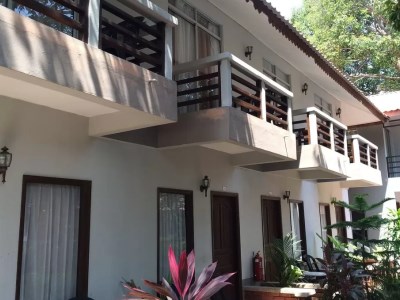 Гостиница Corrie Chalet