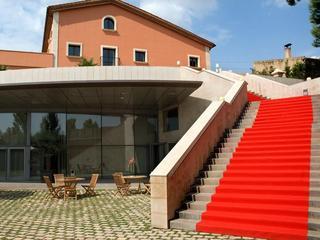 Гостиница Qgat Suites & Events
