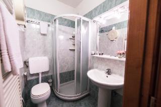 Гостиница Maxim Axial