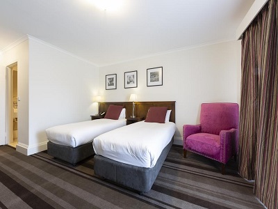 Гостиница Mercure Canberra