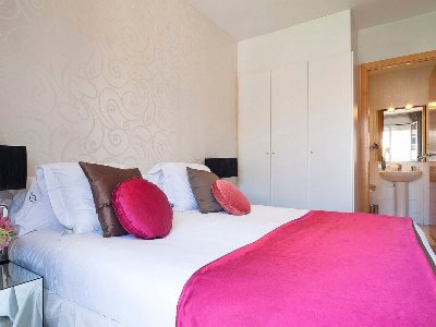 Гостиница Grandom Suites