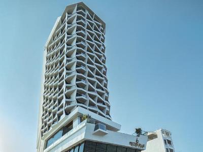 Гостиница Royal Beach Boton Blue Hotel And Spa