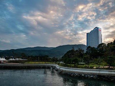 Hotel Ramada Suites By Wyndham Geoje