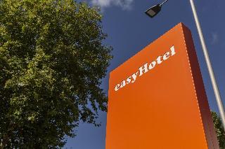 Easyhotel Reading