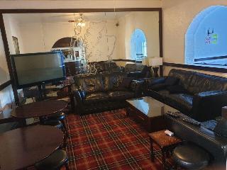 Гостиница Elmhurst Hotel