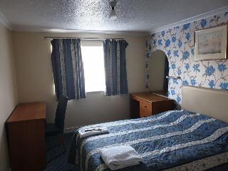 Гостиница Elmhurst Hotel