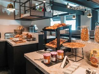 Гостиница Ibis Styles Laval Centre Gare