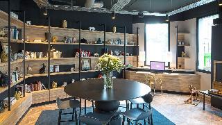 Гостиница Ibis Styles Laval Centre Gare