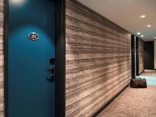 Гостиница Ibis Styles Laval Centre Gare
