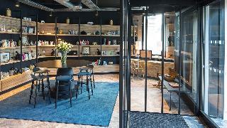 Гостиница Ibis Styles Laval Centre Gare