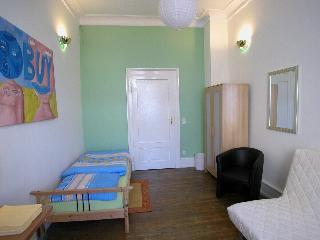 Hotel Colodging