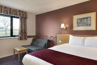 Гостиница Days Inn by Wyndham Membury M4