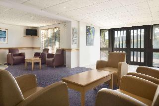 Гостиница Days Inn by Wyndham Membury M4