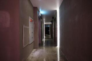 Hotel You I In