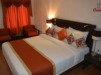 Hotel Crown Ahmedabad