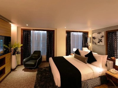 Hotel Tulip Inn Ahmedabad