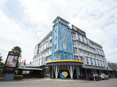 Гостиница Solaris Hotel Malang
