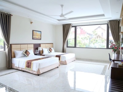 Hotel Halong Iris