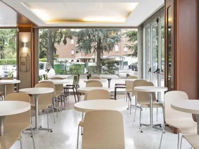 Гостиница B And B Hotel Modena