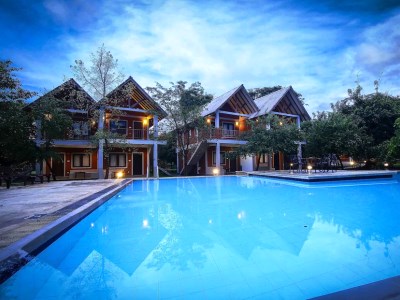 Hotel Elephas Resort And Spa
