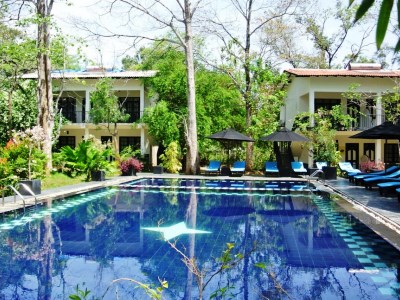 Hotel Flower Garden Eco Village