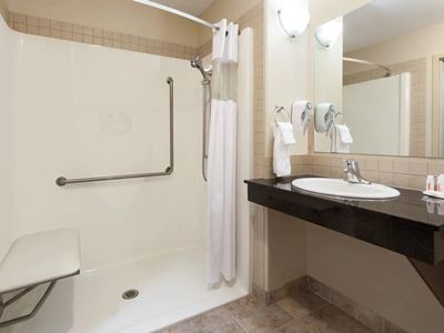 Гостиница Ramada By Wyndham Weyburn