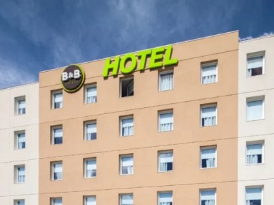 Гостиница B And B Hotel Lieusaint Carre Senart