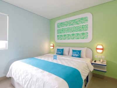 Гостиница Airy Ancol Ubm Lodan Raya 2