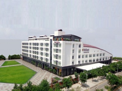 Гостиница Brilliant And Convention Center