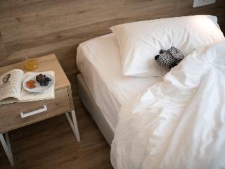 Гостиница Ibis Styles Athens Routes