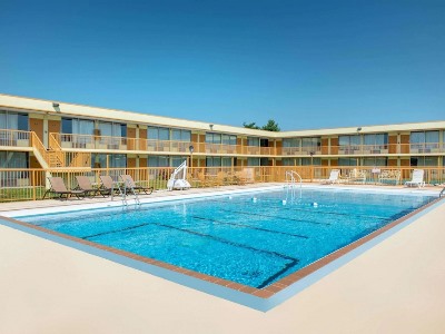 Гостиница Days Inn By Wyndham Salem, Illinois