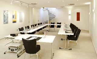 Гостиница NH Stuttgart - Sindelfingen