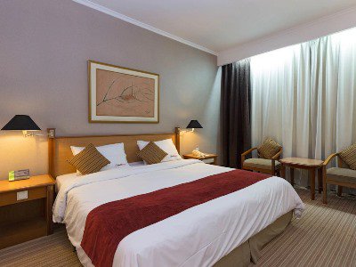 Hotel Reddoorz Plus @ S Parman