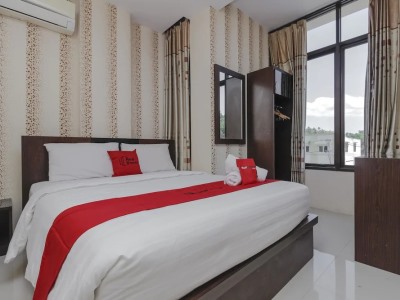 Hotel Reddoorz Plus @ Paal 2 Manado