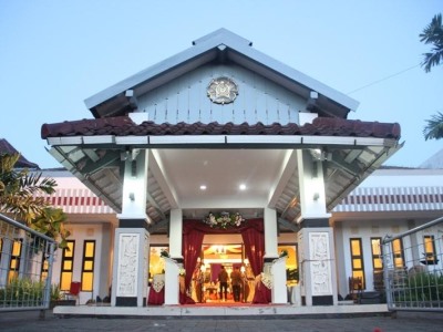 Гостиница University Club Hotel Ugm