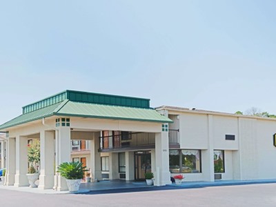 Hotel Super 8 By Wyndham Troy
